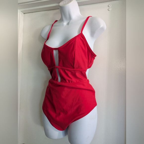 Cupshe Red One Piece Swimsuit NWT Large - Picture 6 of 7